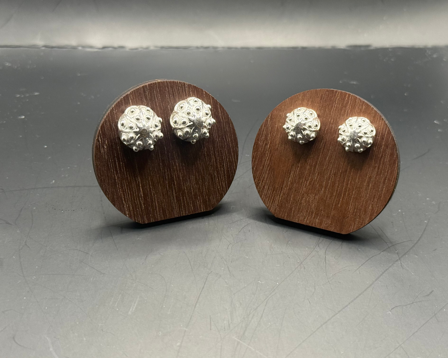 Makaperi oorknoppen small