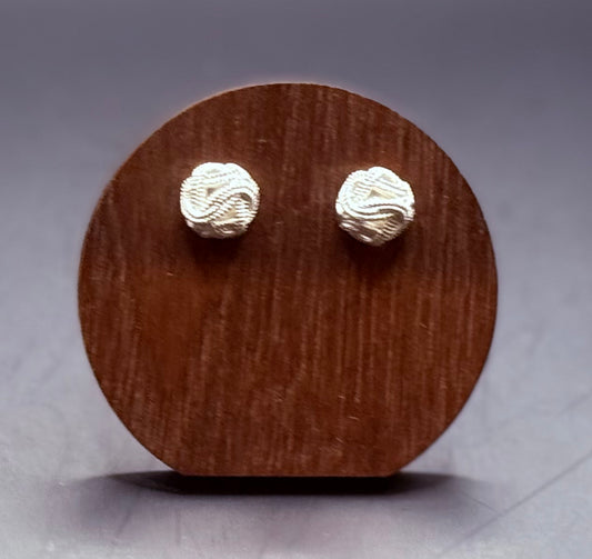 Mattenklopper oorbellen rond small