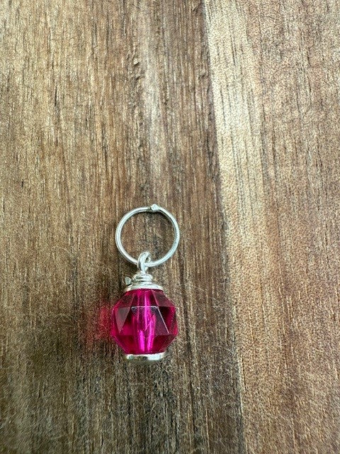 Ogri ai hanger roze