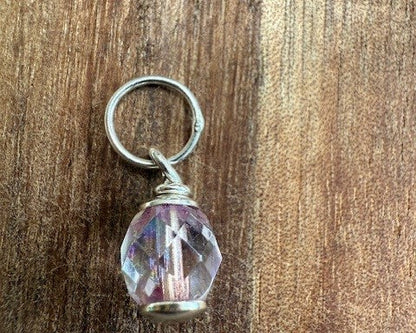 Ogri ai hanger roze